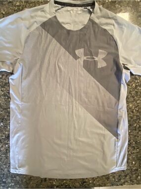 Under Armour Light Gray and Dark Gray Short Sleeve Performance Tee